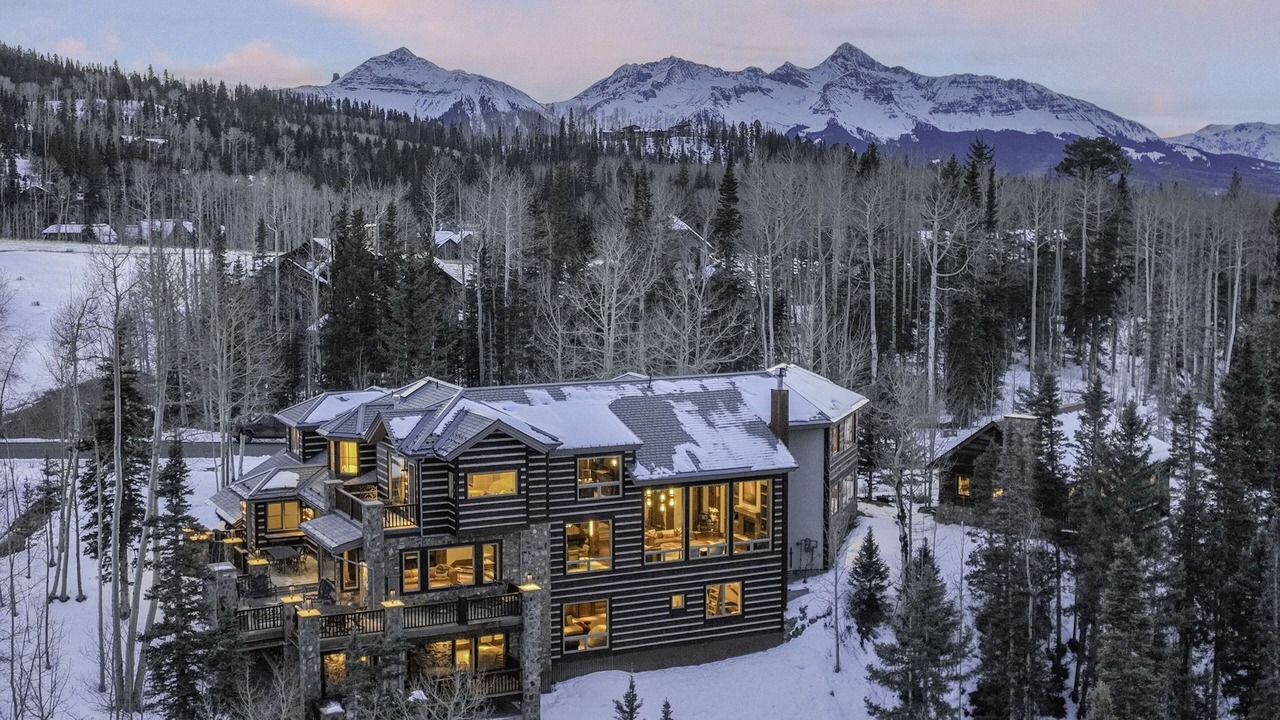 Photo of Outdoor in Mountain Village