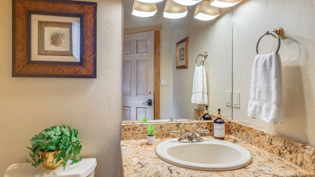 Photo of Bathroom in Warrior's Mark West