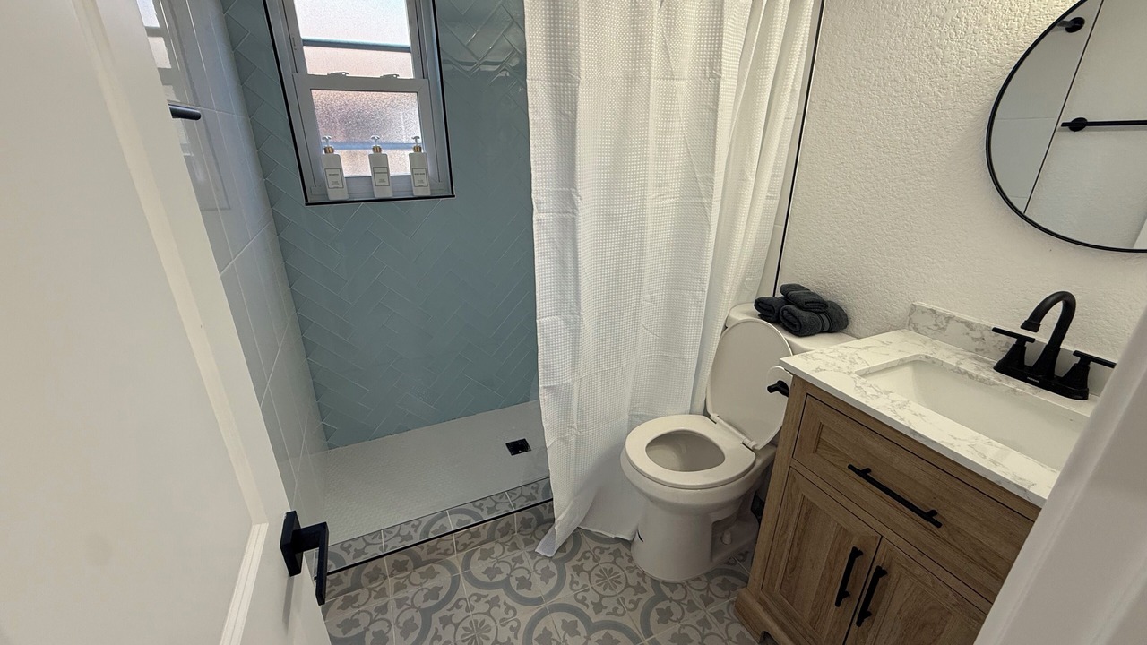 Photo of Bathroom in Applewood West