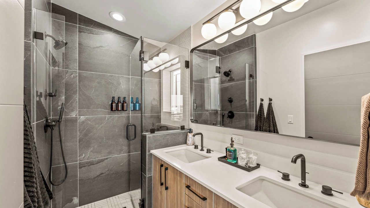 Photo of Bathroom in West Colfax
