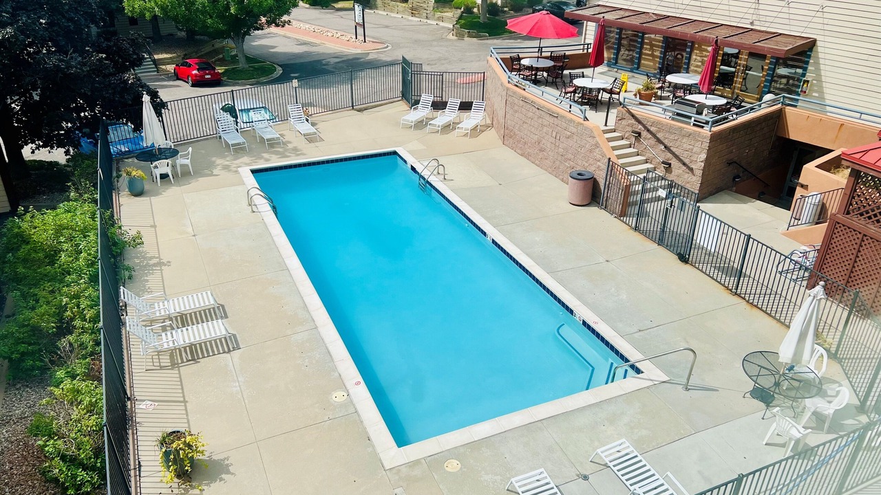 Photo of Outdoor in Englewood
