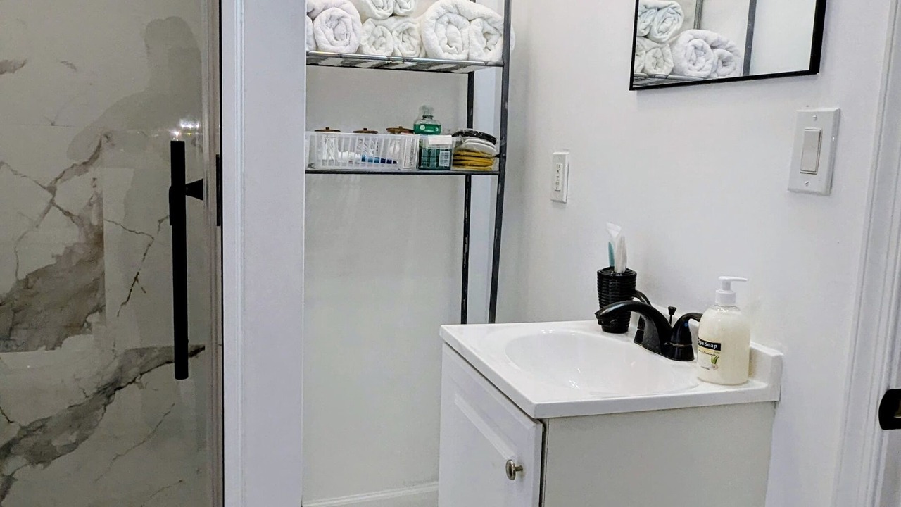 Photo of Bathroom in North Philadelphia West