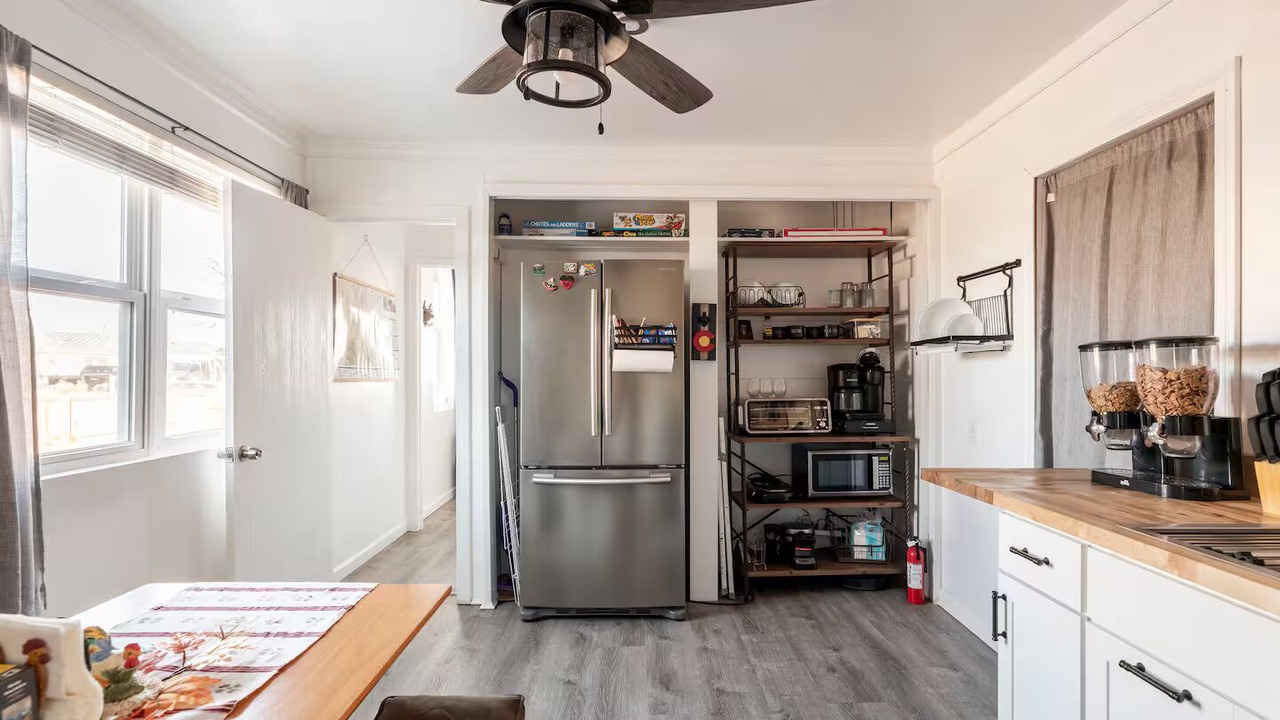 Photo of Kitchen in Elyria Swansea