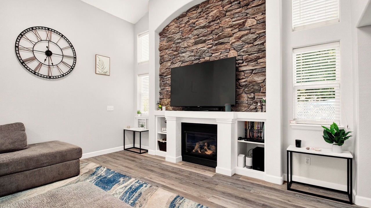Photo of Livingroom in Stetson Hills