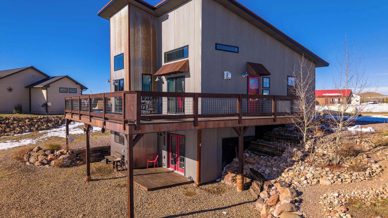 Photo of Outdoor in Silver Cliff