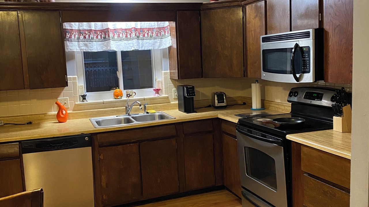 Photo of Kitchen in Jewell Heights - Hoffman Heights