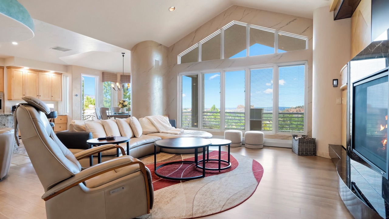 Photo of Livingroom in Perry Park