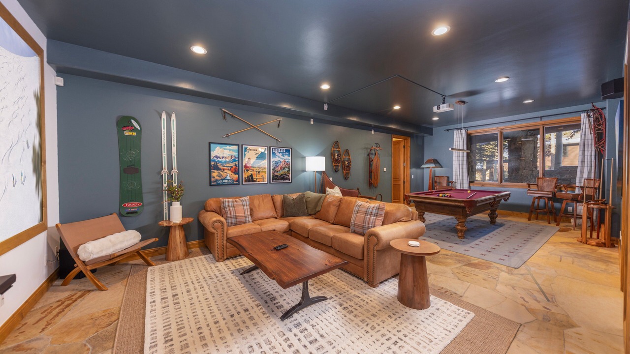 Photo of Livingroom in Four O'Clock