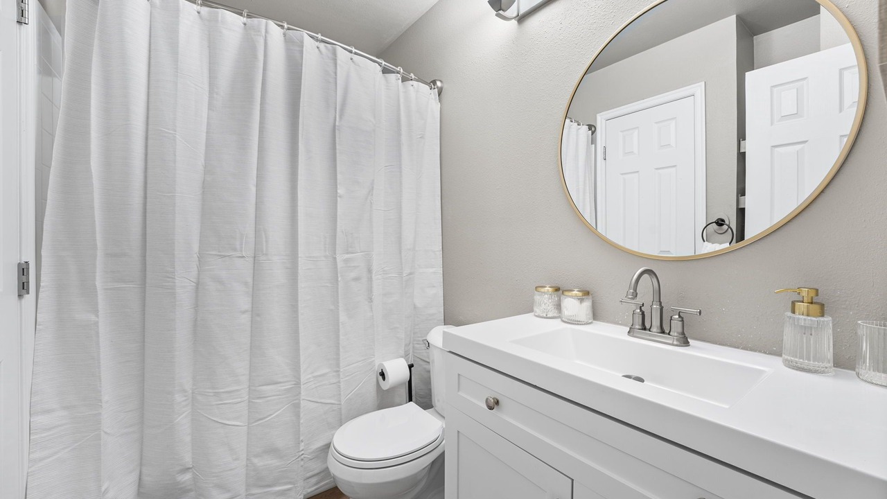 Photo of Bathroom in Tollgate Overlook
