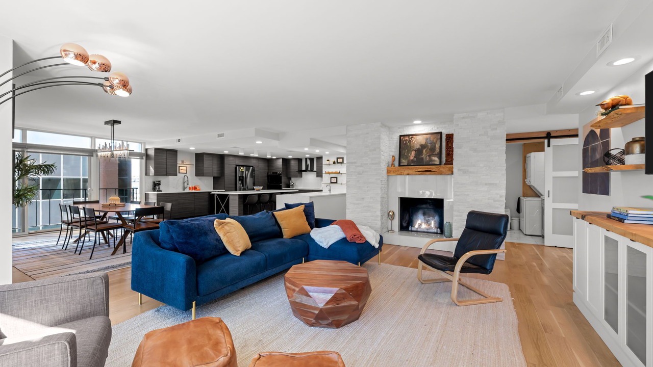 Photo of Livingroom in LoDo
