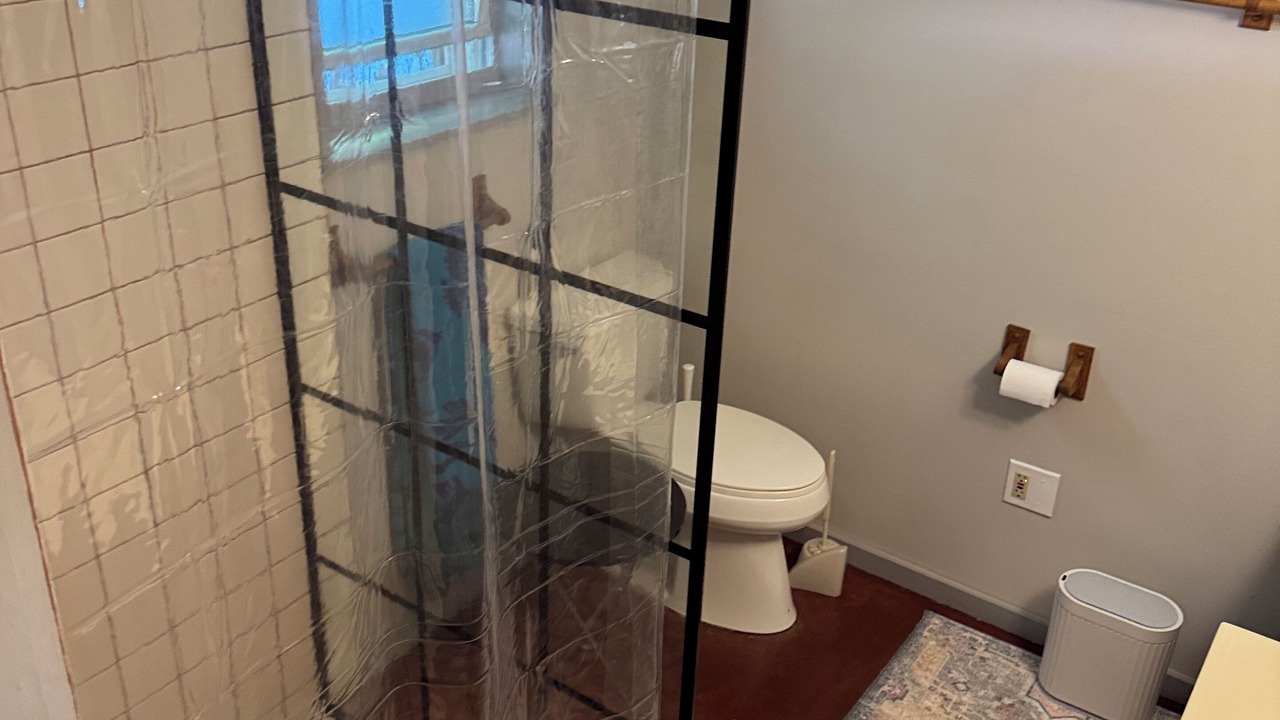 Photo of Bathroom in University Park