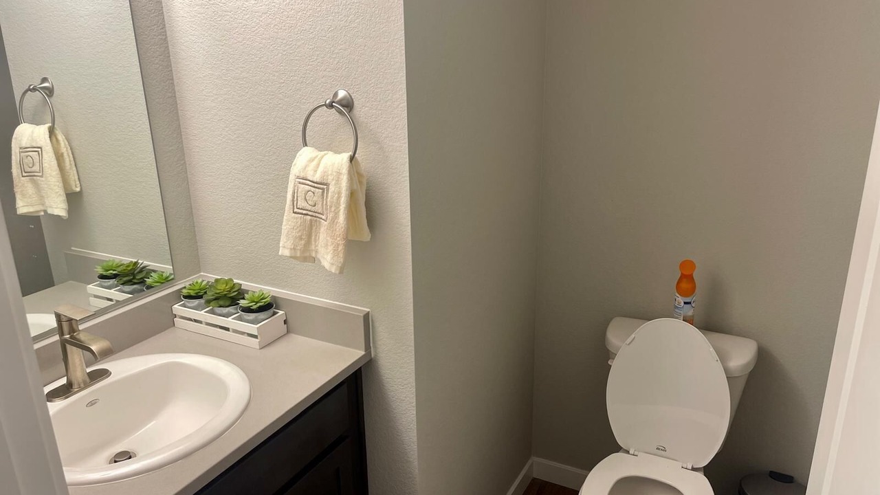 Photo of Bathroom in Stetson Hills