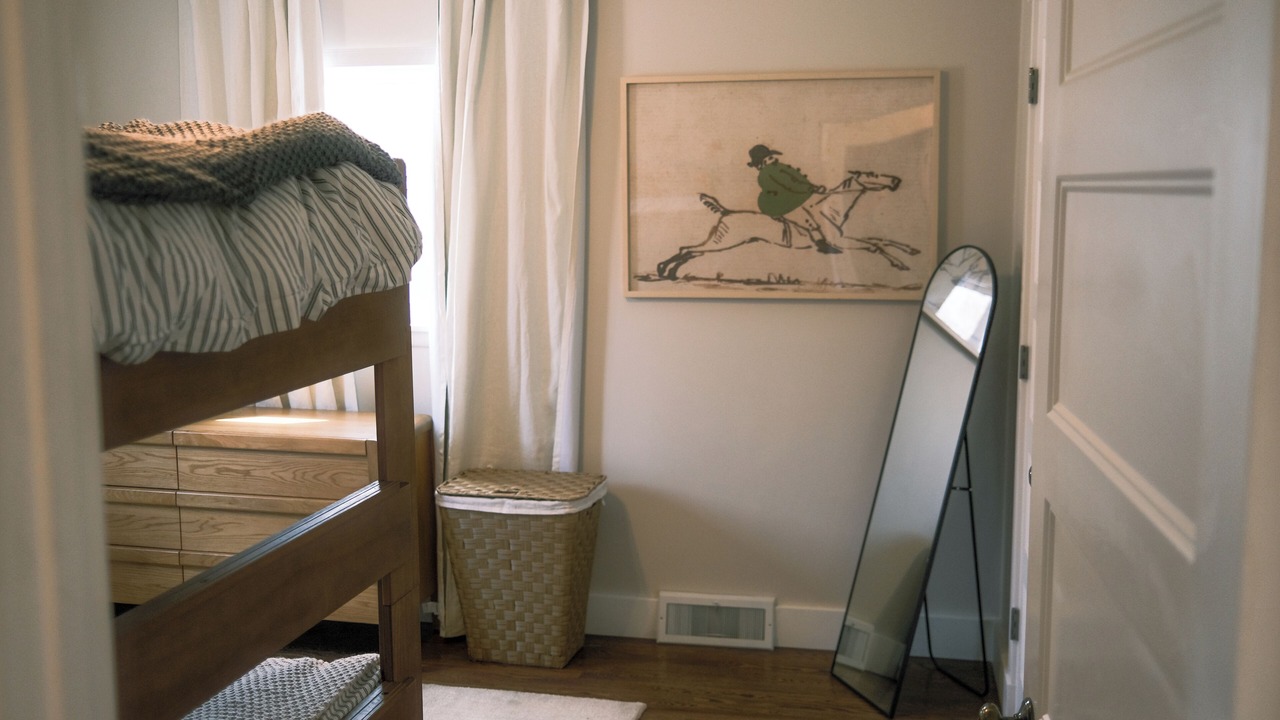 Photo of Bedroom in Scenic Heights