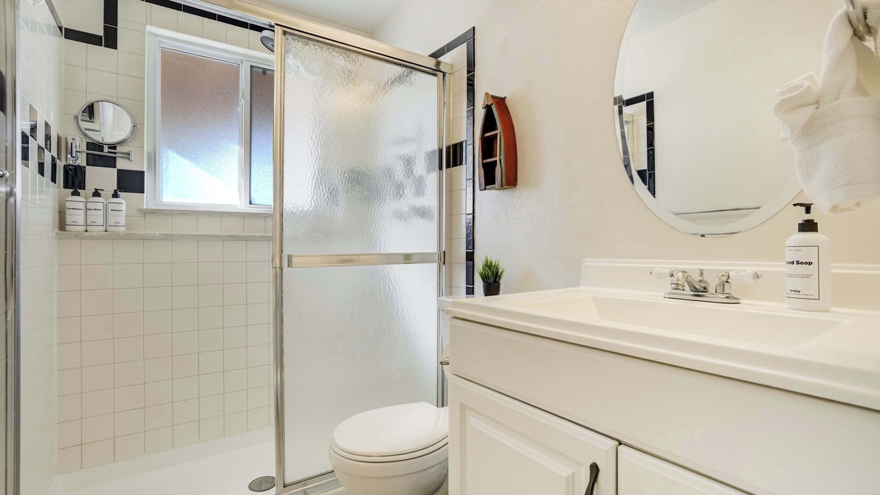 Photo of Bathroom in Pleasant Valley