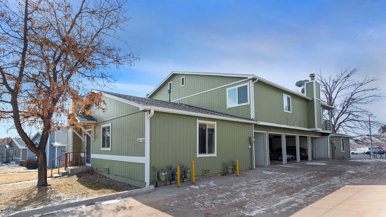 Photo of Outdoor in Village Seven