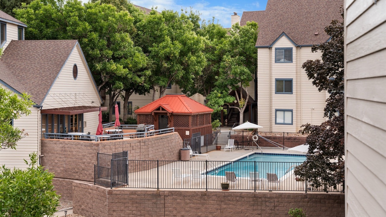Photo of Outdoor in Englewood