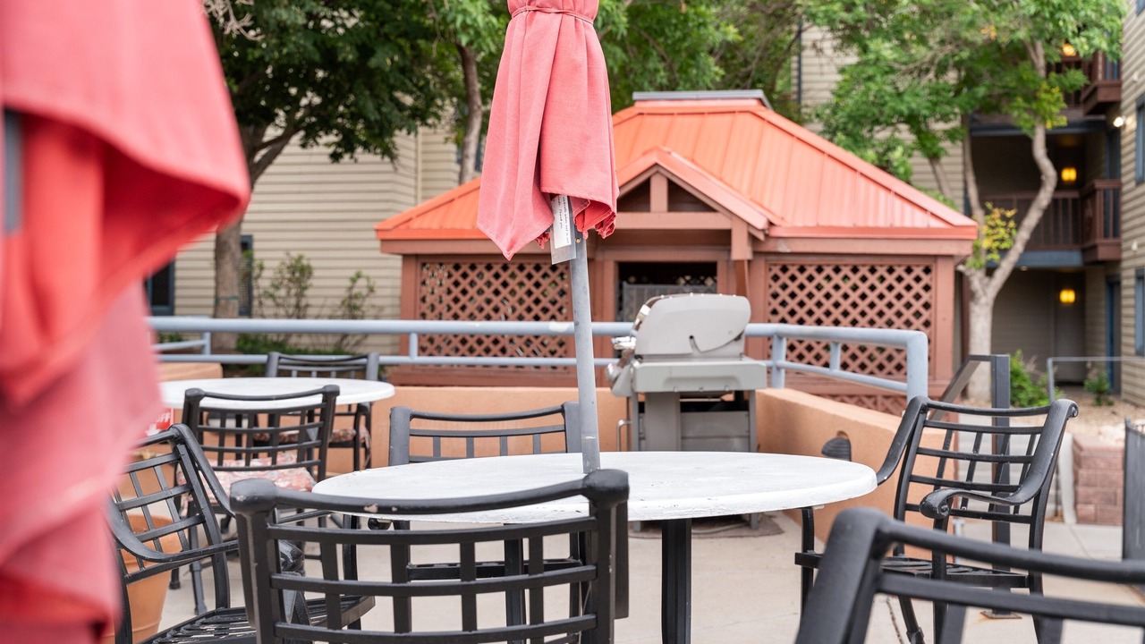 Photo of Outdoor in Englewood