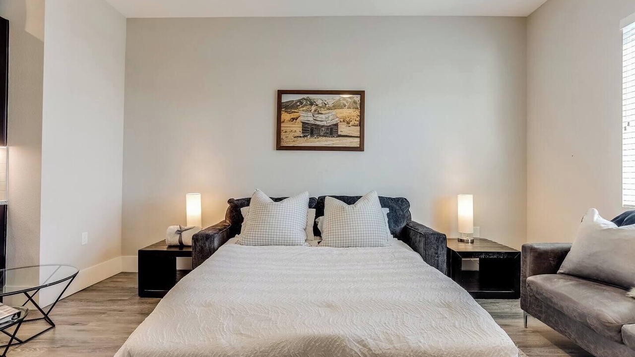 Photo of Bedroom in Golden