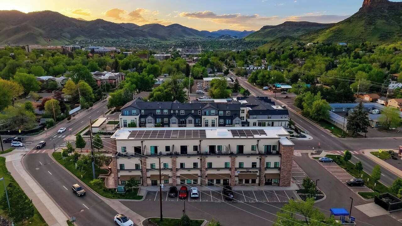Photo of Outdoor in Golden
