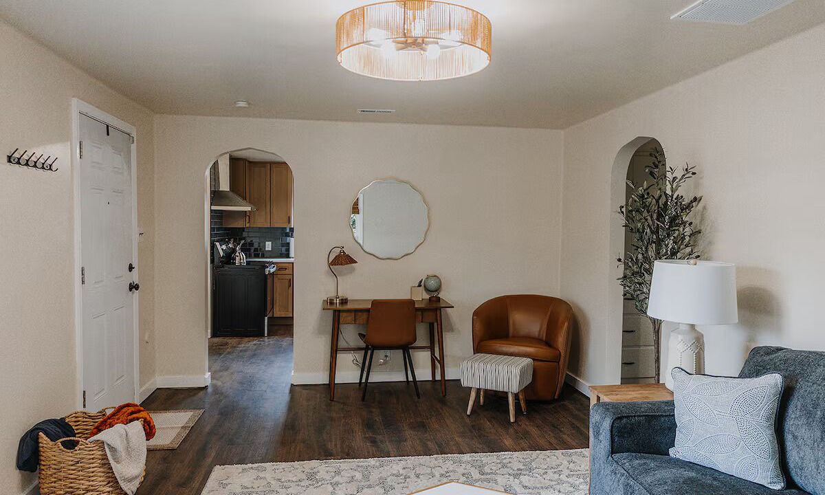 Photo of Livingroom in City Park