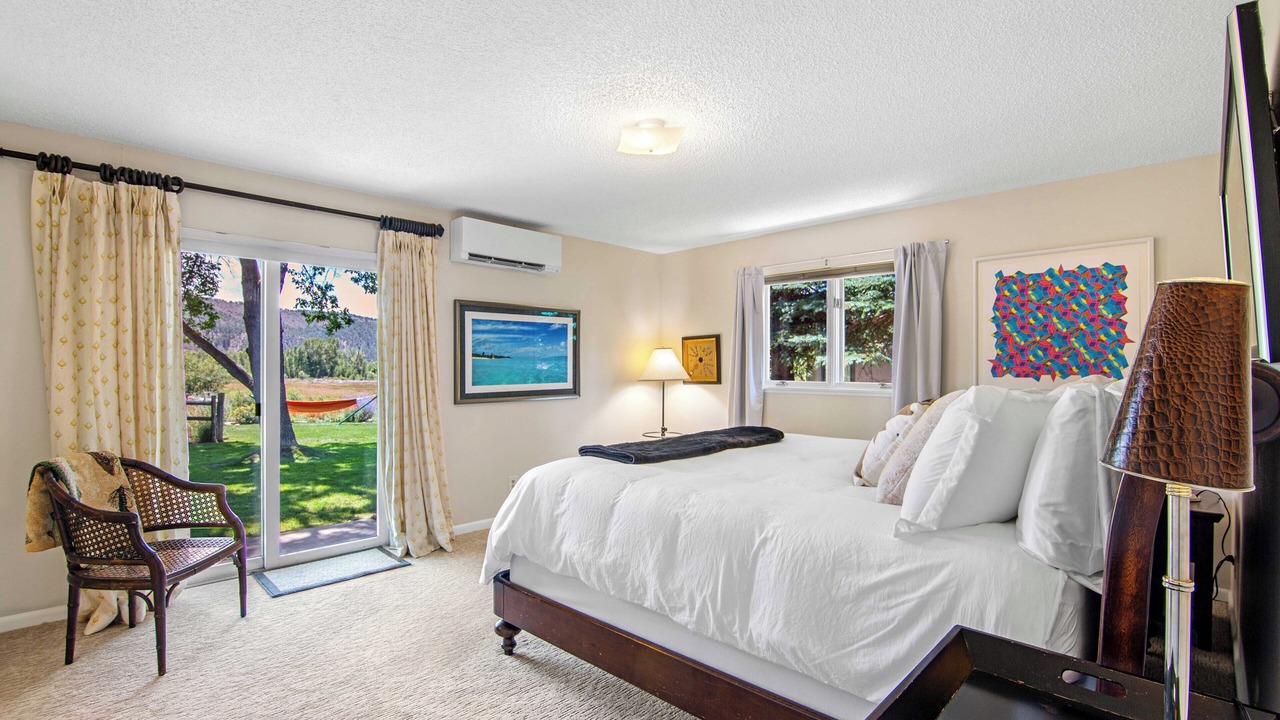 Photo of Bedroom in Carbondale