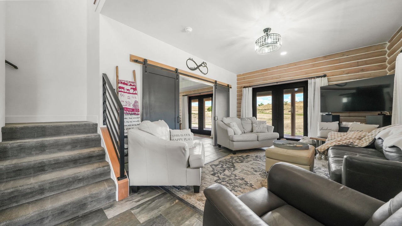 Photo of Livingroom in Mesa County