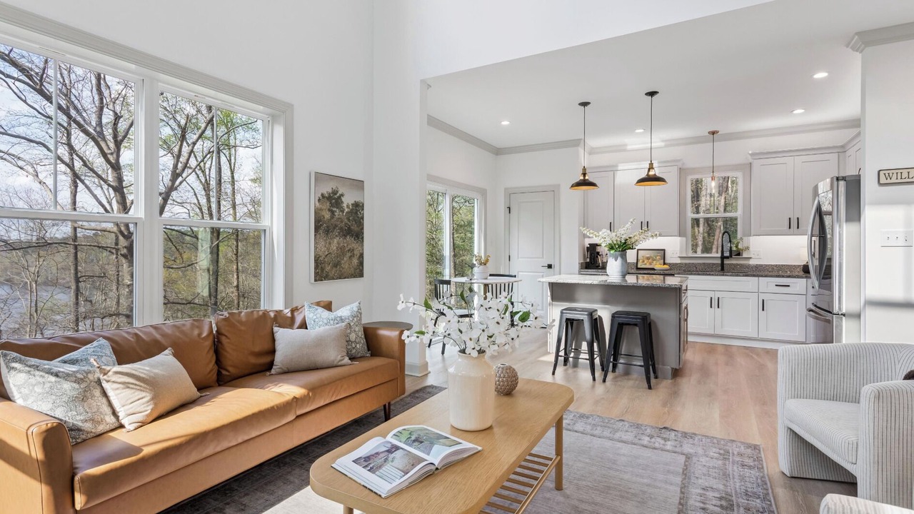 Photo of Livingroom in Lanexa