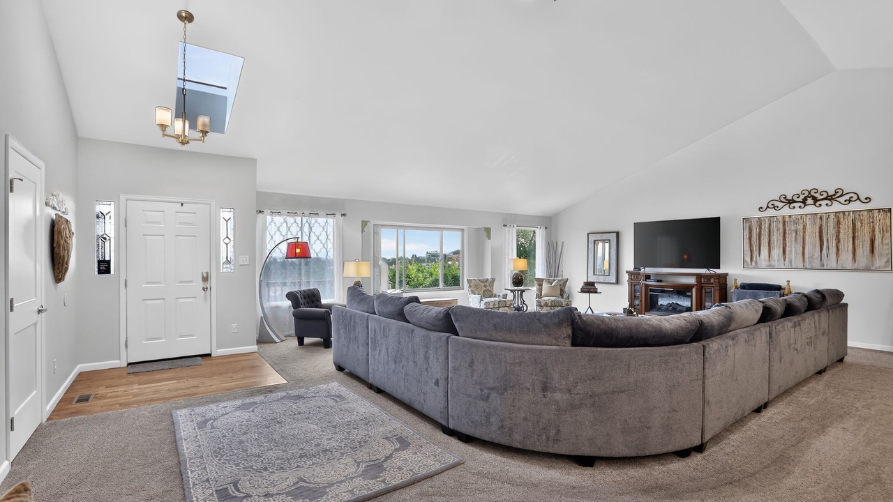 Photo of Livingroom in Northwest Colorado Springs