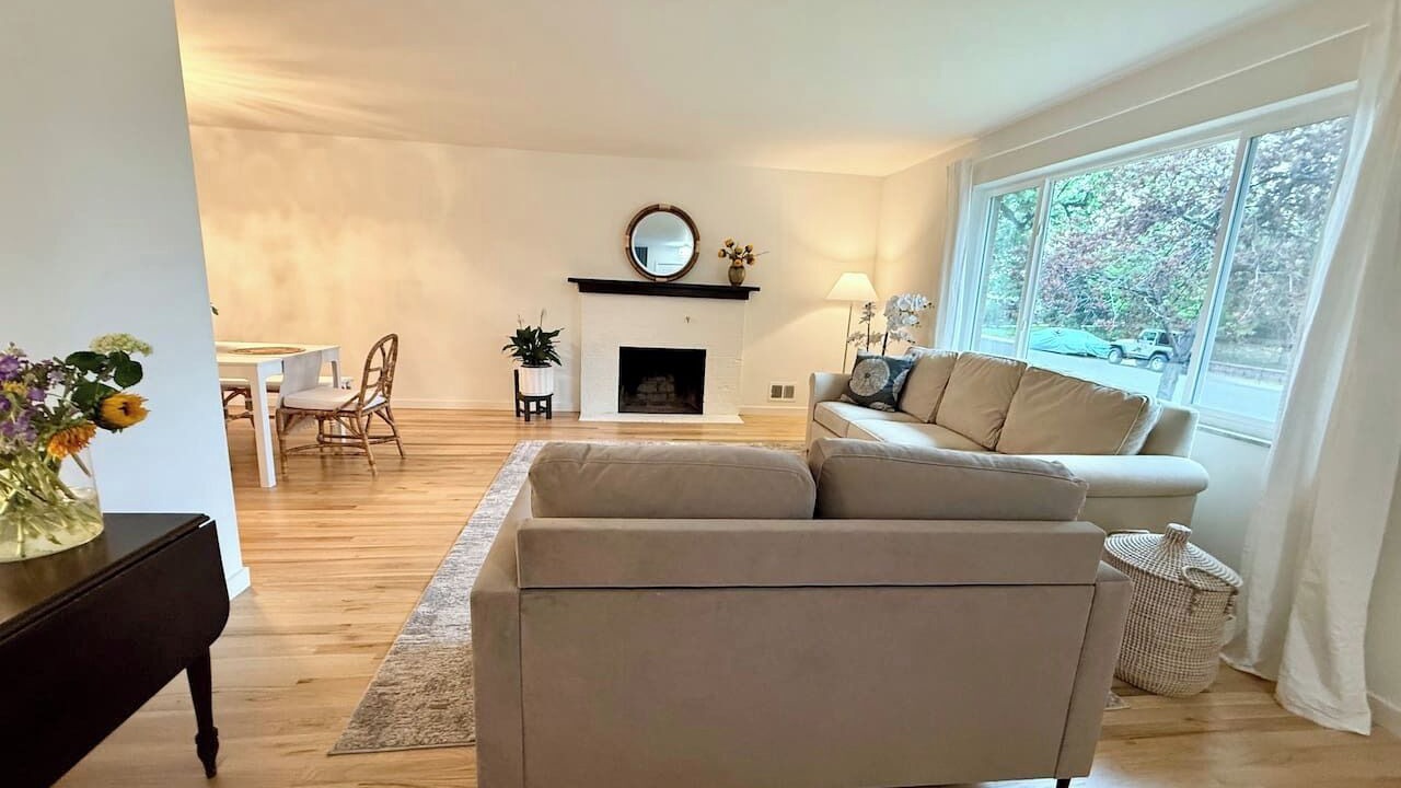 Photo of Livingroom in Littleton