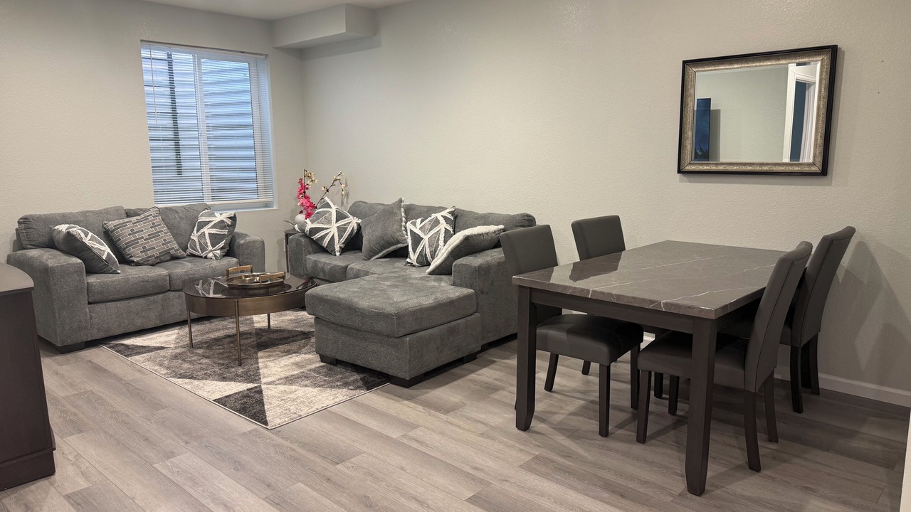 Photo of Livingroom in Gateway