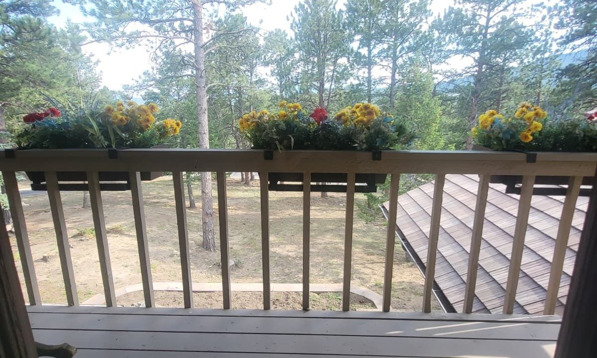 Photo of Patio Balcony in Hiwan Estates And Fairway