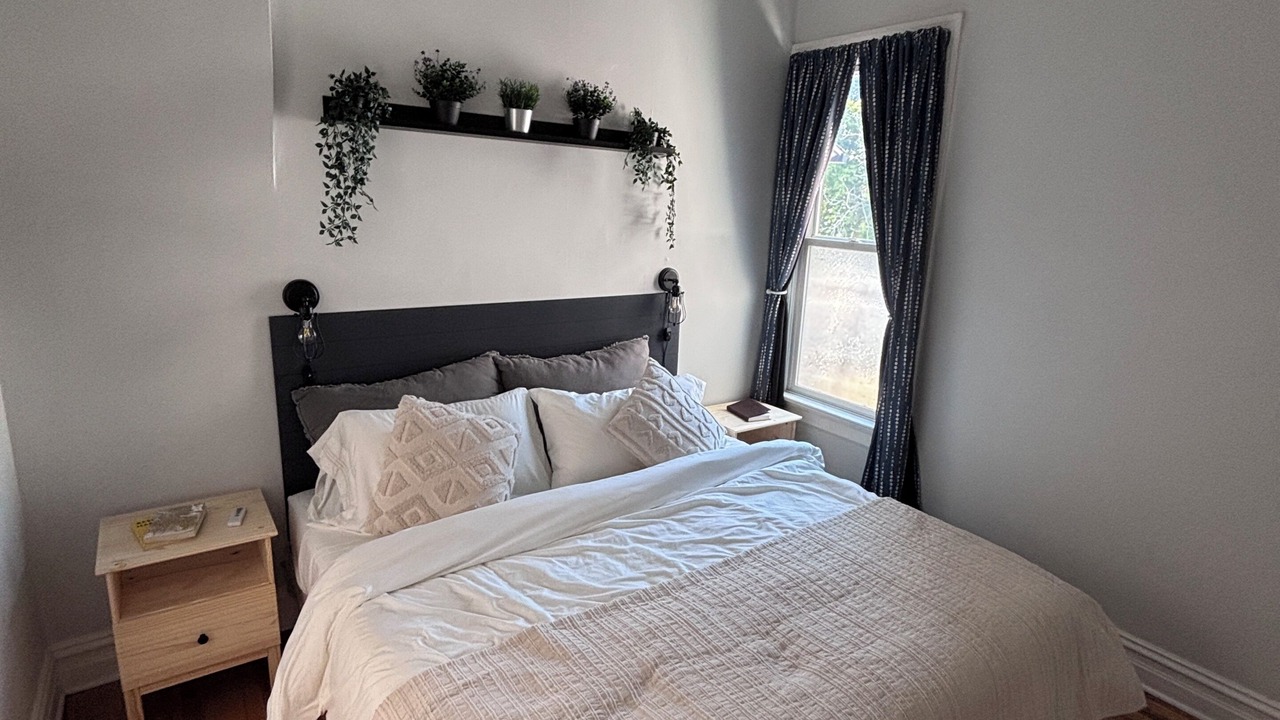 Photo of Bedroom in Berkeley