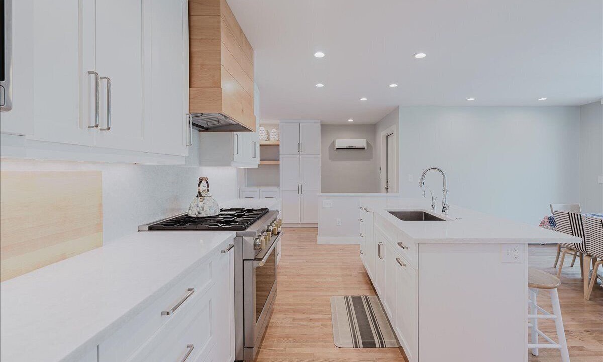Photo of Kitchen in Keewayden