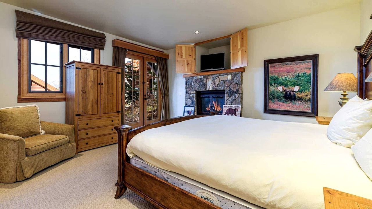 Photo of Bedroom in Mountain Village