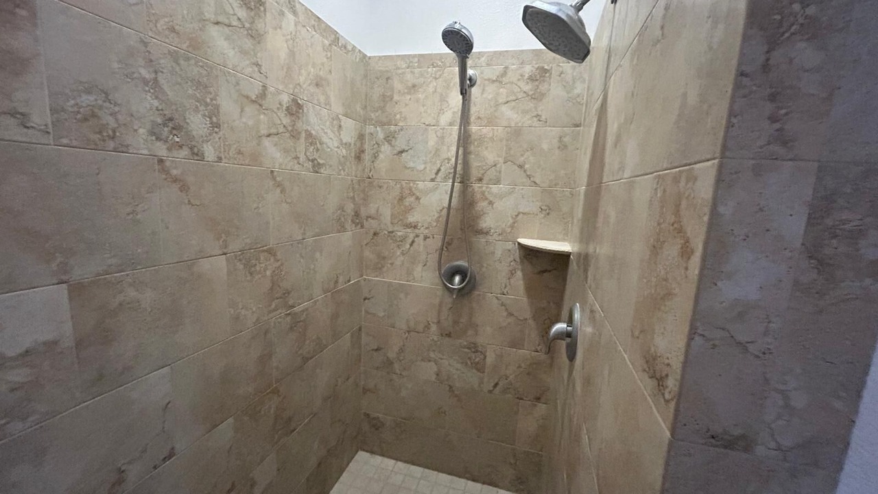 Photo of Bathroom in Bridgewater Crossing