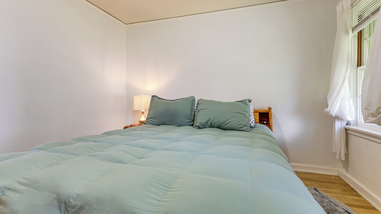 Photo of Bedroom in Northside
