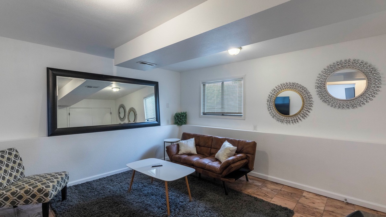 Photo of Livingroom in Washington Virginia Vale