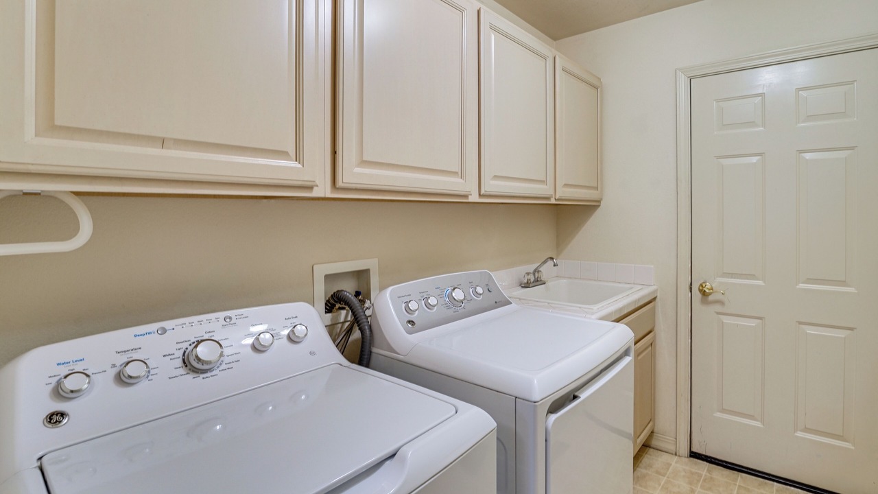 Photo of Bedroom in Dalton Ranch