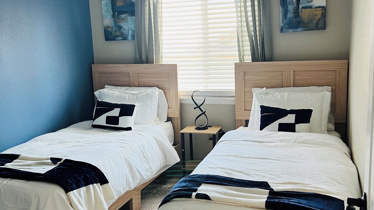 Photo of Bedroom in Aurora