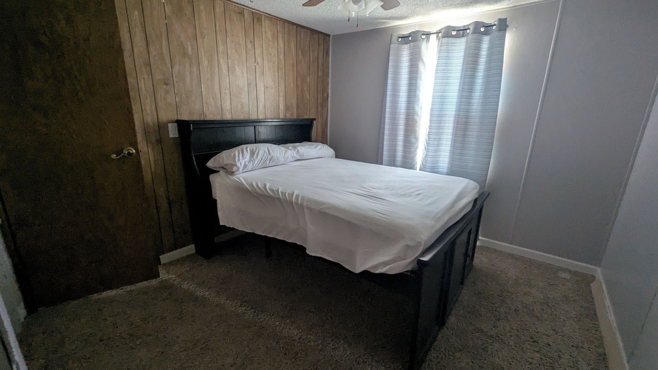 Photo of Bedroom in Hooper
