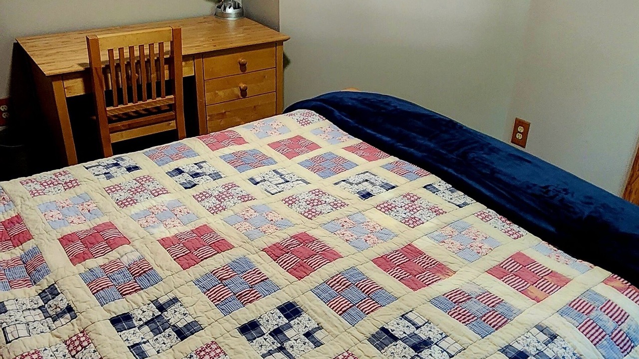 Photo of Bedroom in Birchwood Village