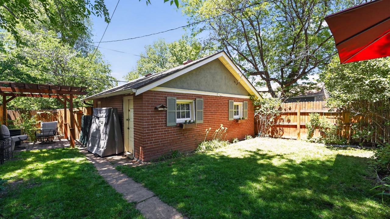 Photo of Outdoor in Washington Park West