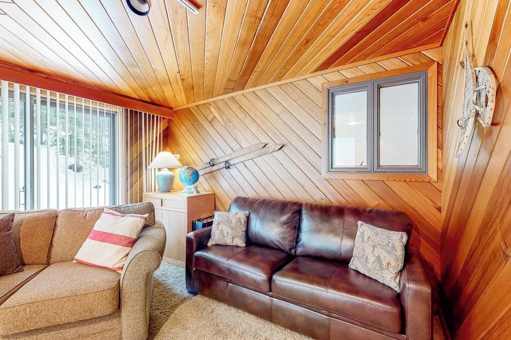 Photo of Livingroom in Carrabassett Valley