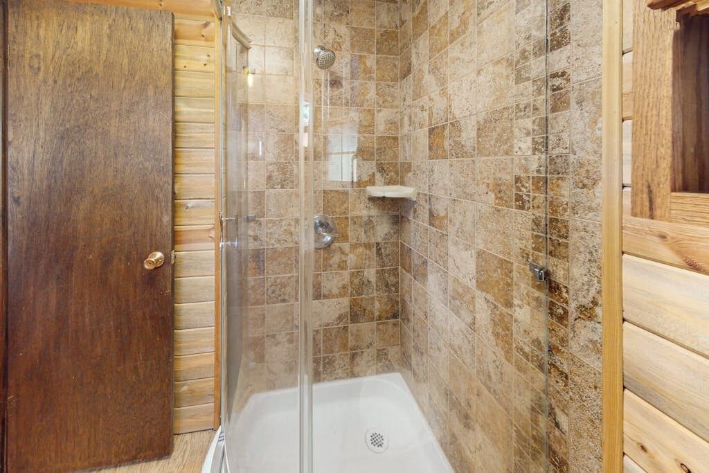 Photo of Bathroom in Ponderosa Pines