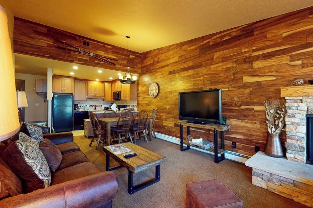 Photo of Livingroom in Copper Mountain Village
