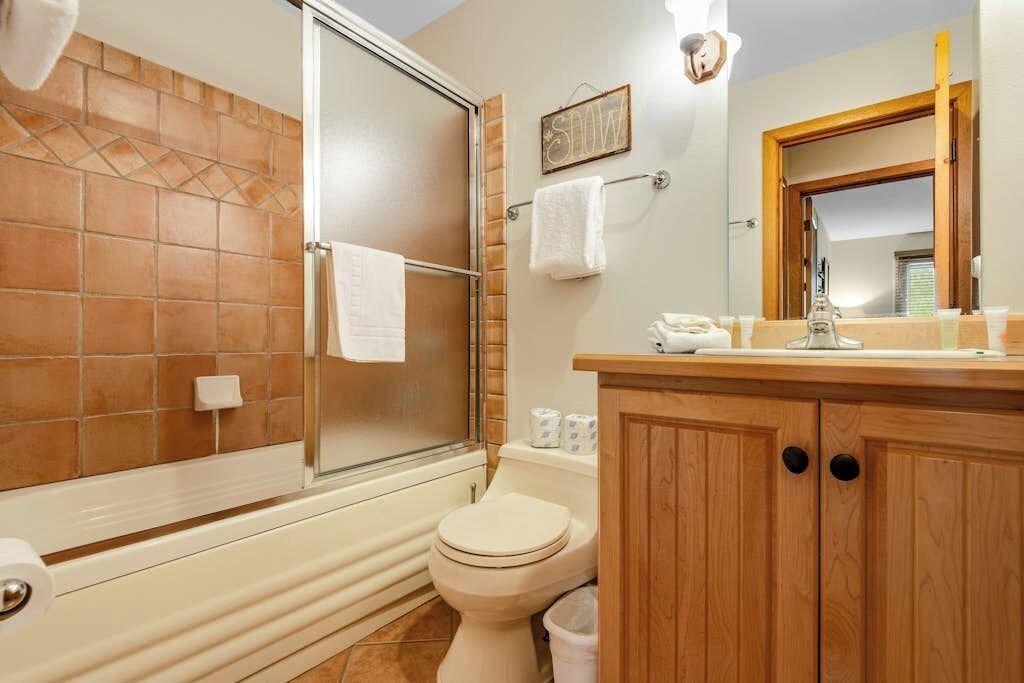 Photo of Bathroom in Copper Mountain Village