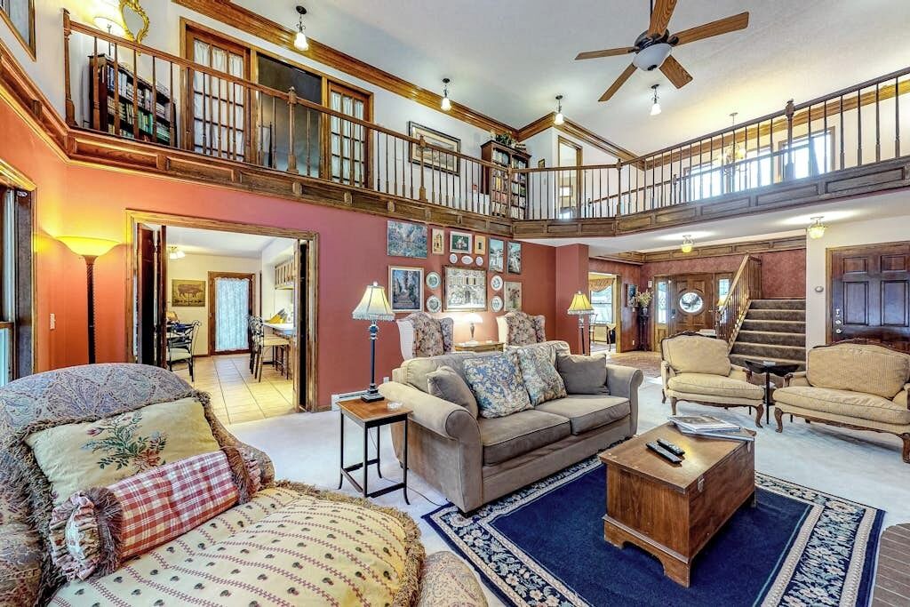 Photo of Livingroom in South Fork