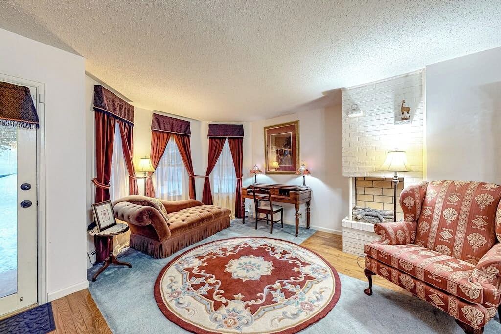 Photo of Livingroom in South Fork