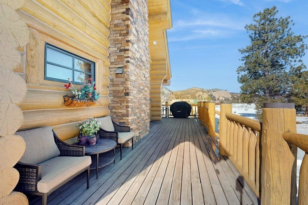 Photo of Patio Balcony in South Fork