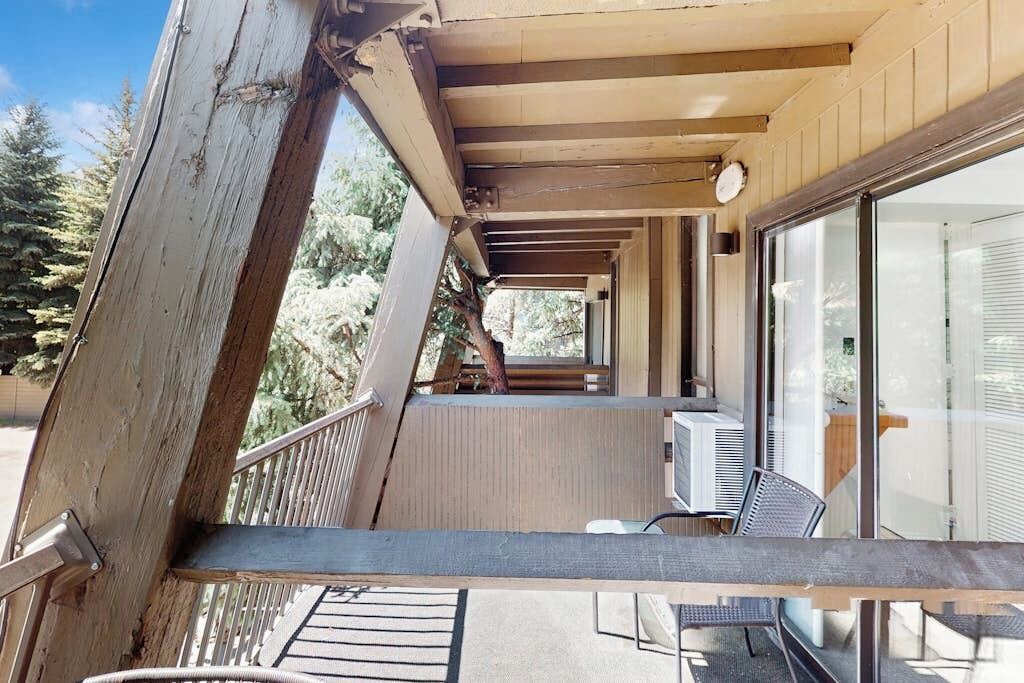 Photo of Outdoor in West End